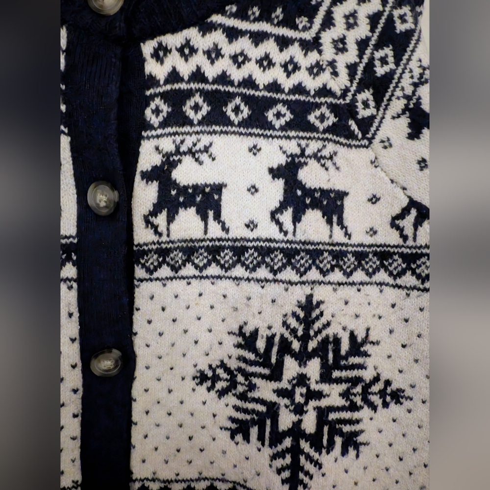 Old Navy Fair Isle Reindeer Cardigan Sweater L - Picture 4 of 6